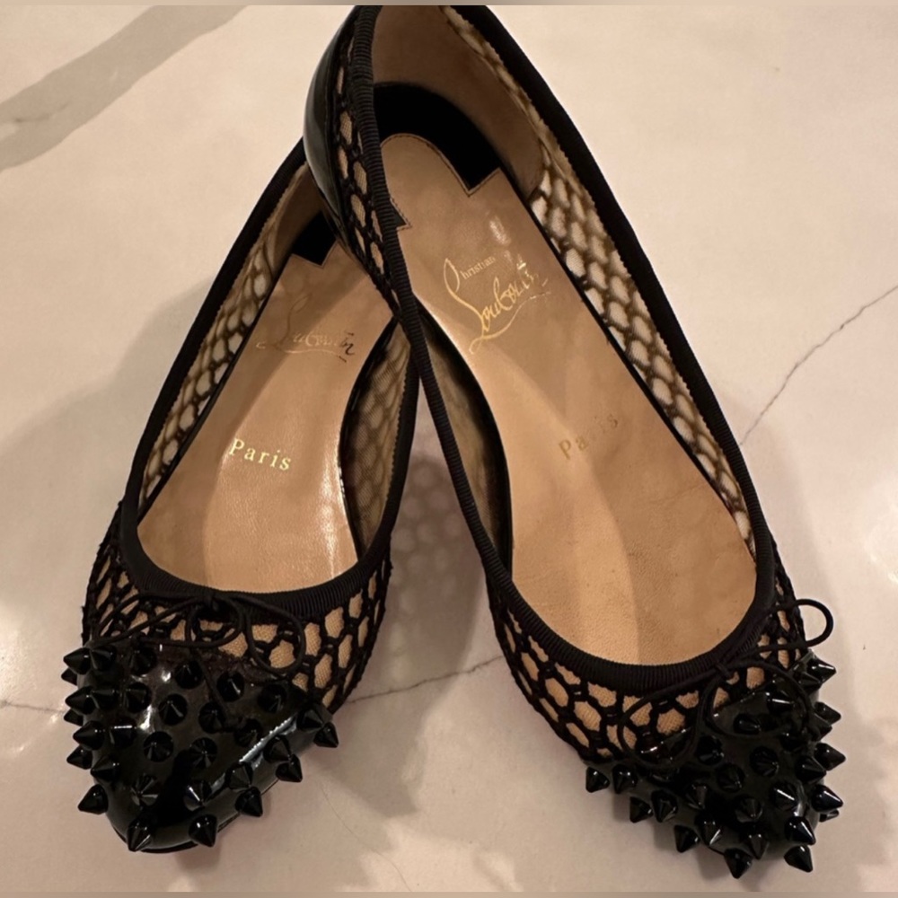 Christian Louboutin Black Spikes Patent Leather Shoes Bow Flats 36 6 Spiked